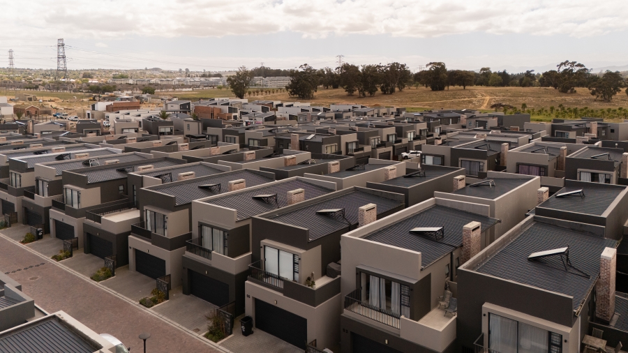 3 Bedroom Property for Sale in Haasendal Western Cape